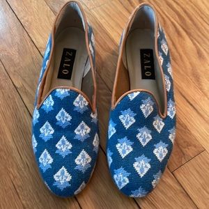 Zalo Needlepoint Flats sz 8